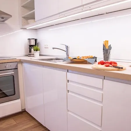 Strandnahe Ferienwohnung Haus Kirsten Nr.2 *